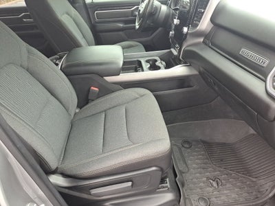 2020 RAM 1500 Big Horn Crew Cab 4x4 5'7" Box