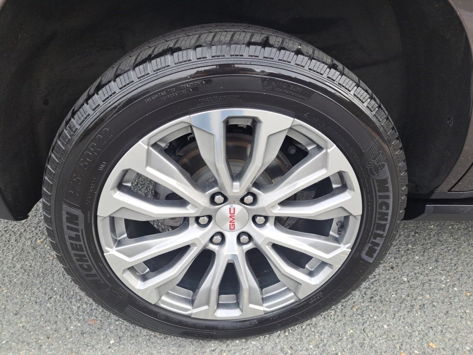 2021 GMC Yukon 4WD Denali