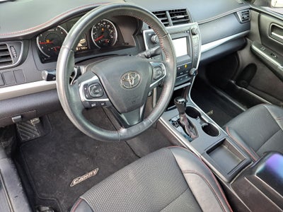 2016 Toyota Camry SE