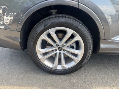 2025 Audi Q7 Premium 45 TFSI quattro Tiptronic