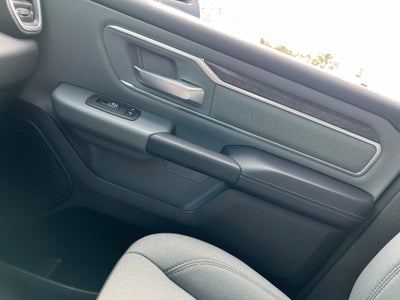 2023 RAM 1500 Big Horn Crew Cab 4x4 6'4" Box