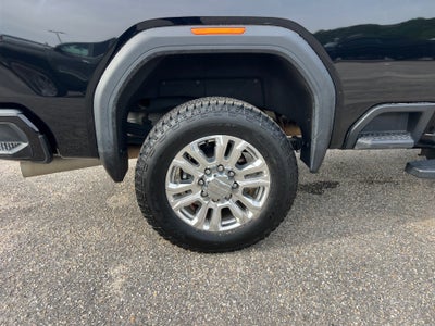 2021 GMC Sierra 2500HD 4WD Crew Cab Standard Bed Denali
