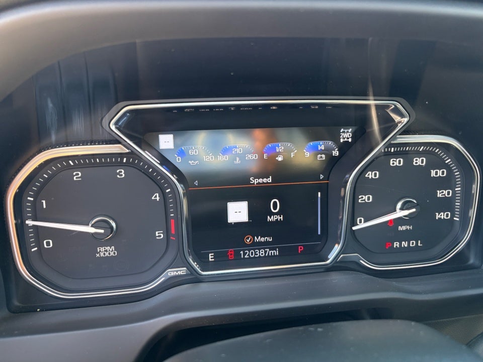 2023 GMC Sierra 2500HD Denali