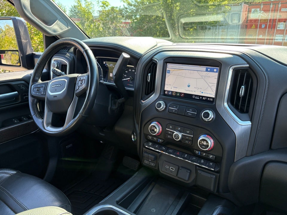 2023 GMC Sierra 2500HD Denali