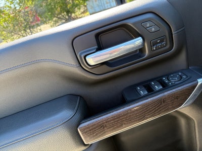 2023 GMC Sierra 2500HD Denali